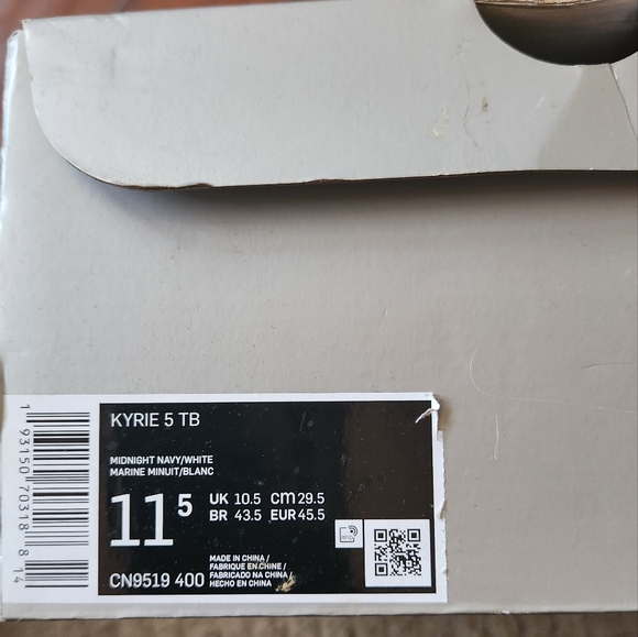 Kyrie 5 TB Black w/original box - Picture 6 of 6